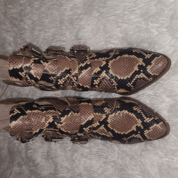 Gianni Bini | size 6.5 | jam out snake skin bootie - Picture 3 of 9